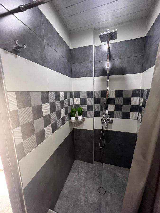 Comfortable Apartment Комфортные Апартаменты Self Check In يريفان المظهر الخارجي الصورة